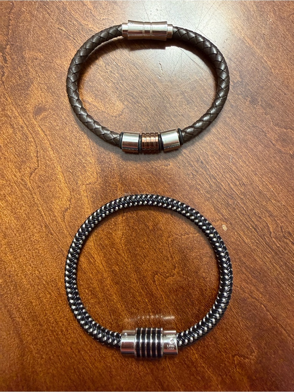 SHR Woven Magnetic Bracelets Leather Stainless Carbon?